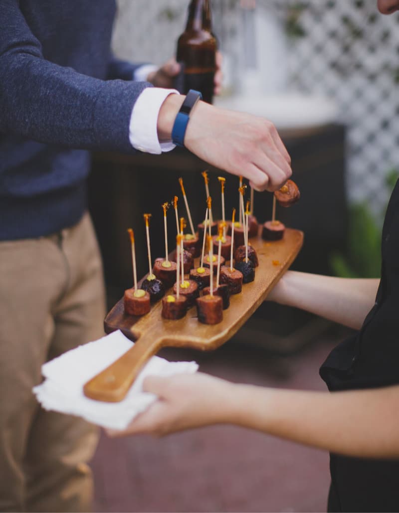 servicio de canapes Catering para Bodas al aire libre